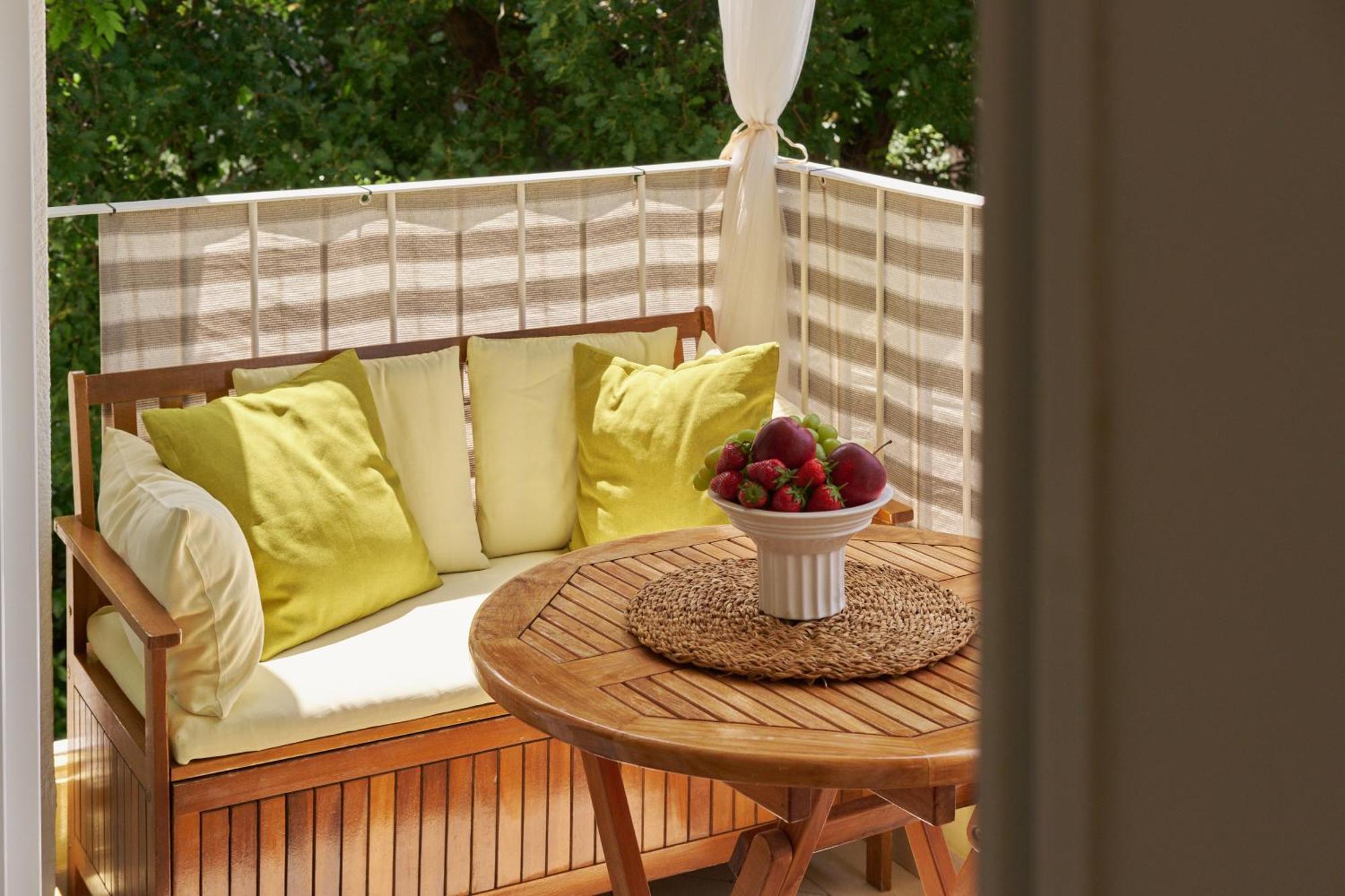 Apartma Johnny's Place With Free Parking & Balcony *