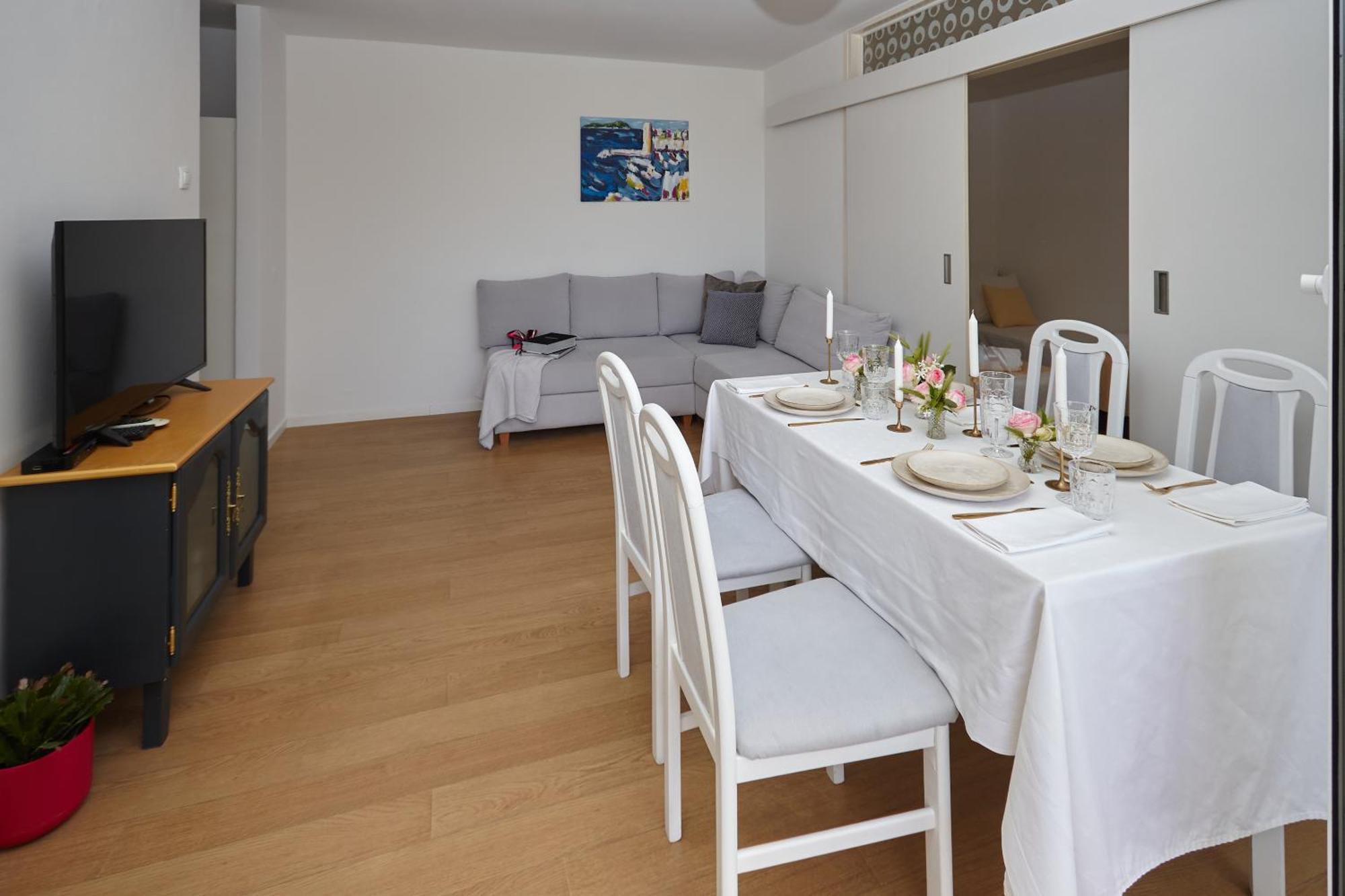 Apartma Johnny's Place With Free Parking & Balcony Dubrovnik